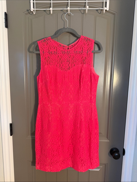 CeCe Dresses & Skirts - CeCe Hot Pink Sleeveless Lace Sheath Dress